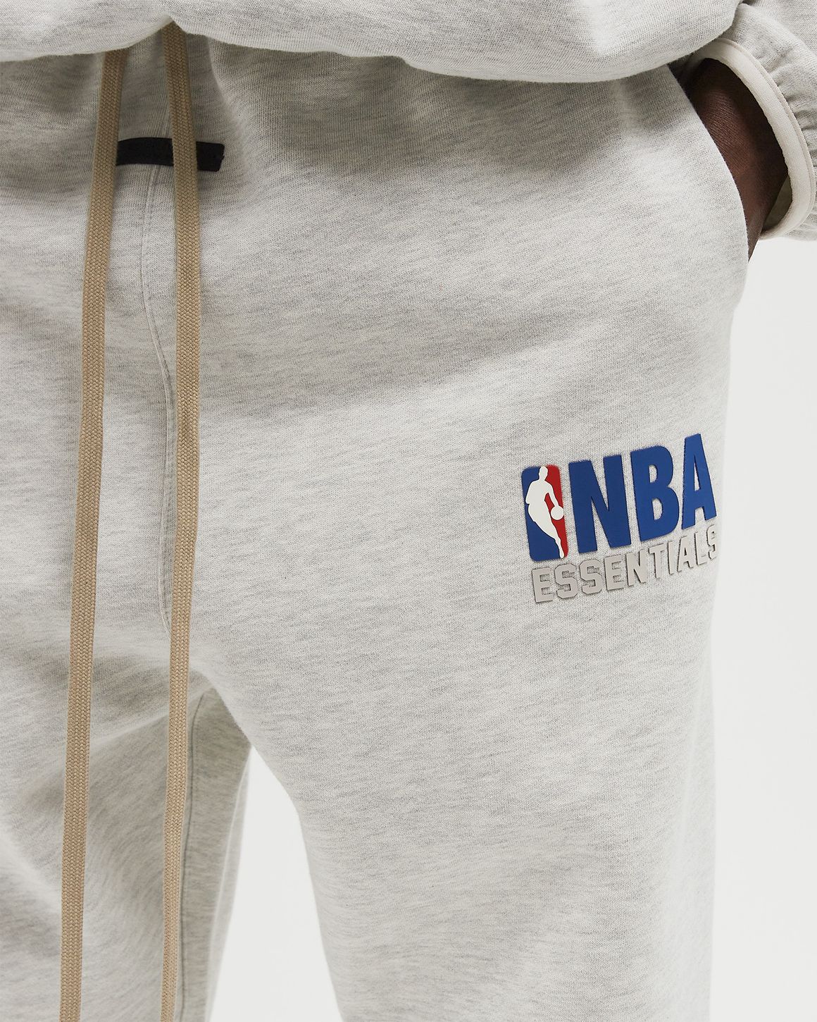 Fear of God EssentialsRELAXED SWEATPANTS - NBA - Light Heather