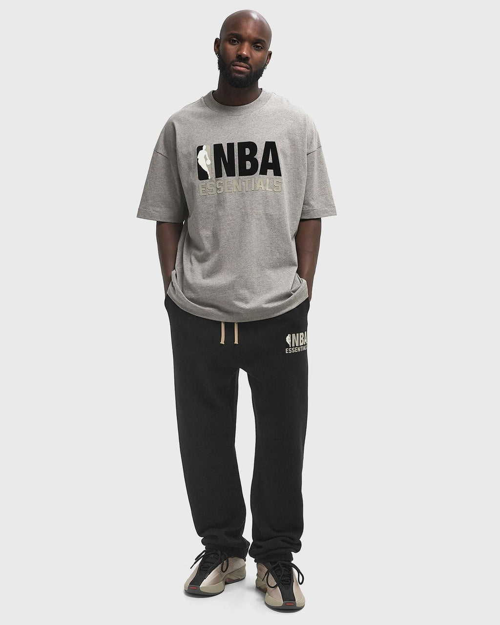 Fear of God EssentialsRELAXED SWEATPANTS - NBA - Black